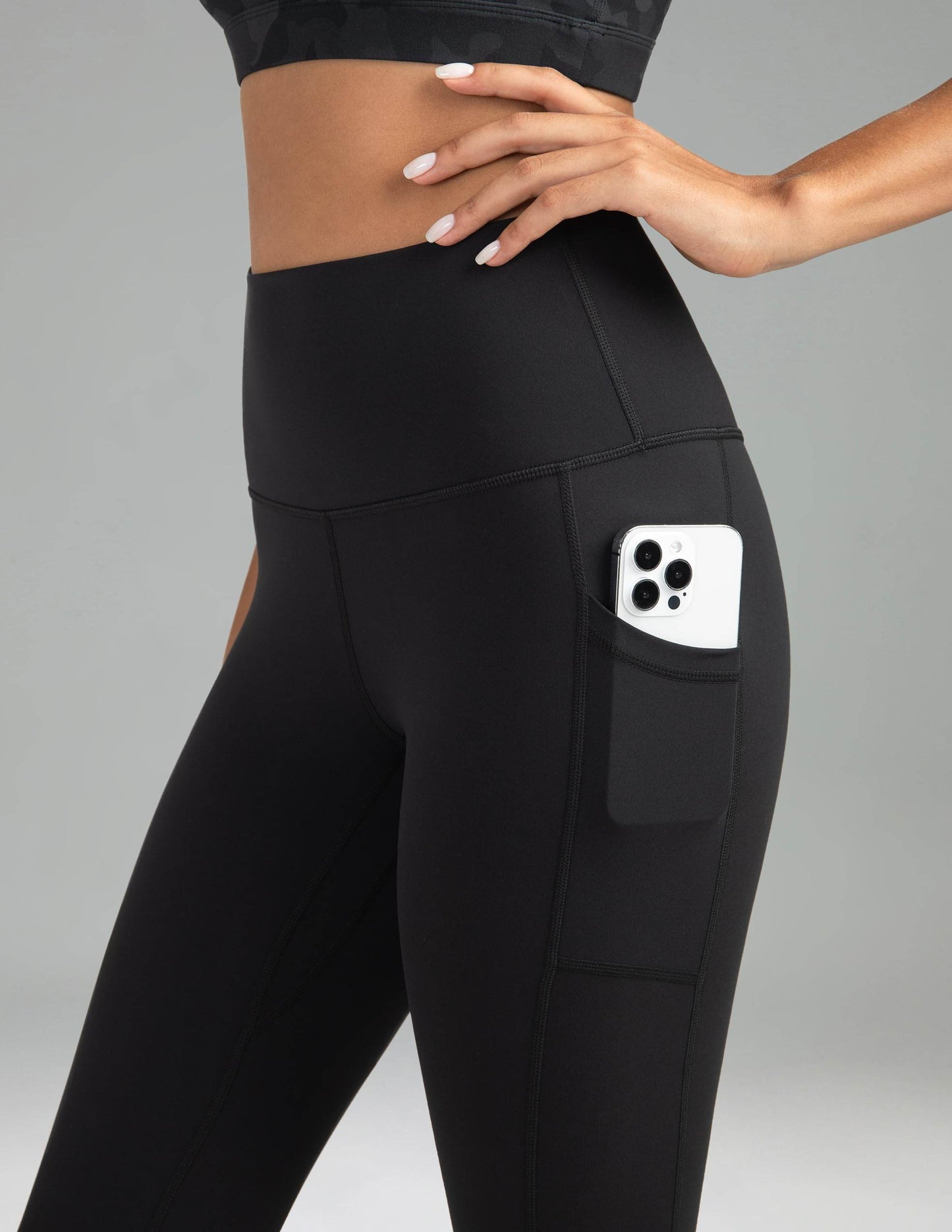 Colorfulkoala Women's High Waisted Tummy Control Workout Leggings 7/8 Length Yoga Pants with Pockets (M, Black) - zenfulharmony.com