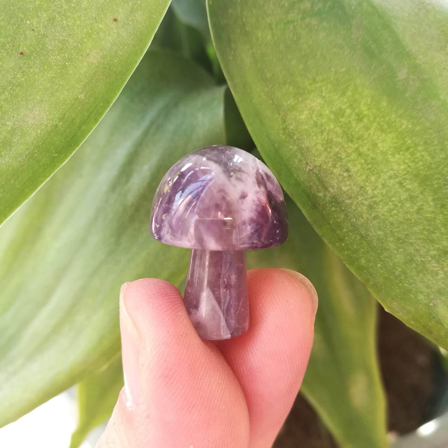 Bacatgem 7 Pcs Amethyst Mini Hand Carved Gemstone Mushrooms Crafts Chakra Decor Statue,Mushroom Crafts for Healing Chakra Reiki Balancing Home Decoration - zenfulharmony.com