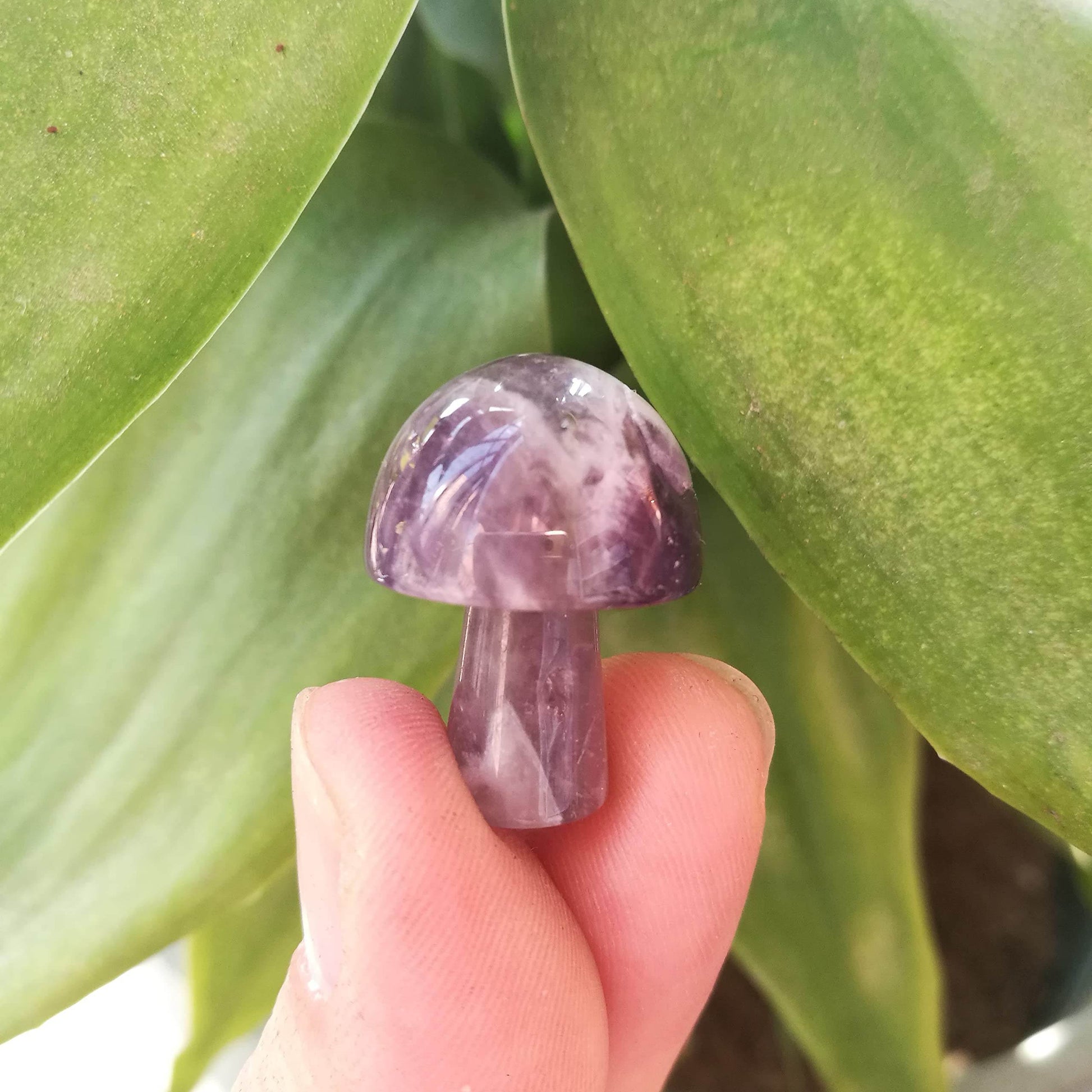 Bacatgem 7 Pcs Amethyst Mini Hand Carved Gemstone Mushrooms Crafts Chakra Decor Statue,Mushroom Crafts for Healing Chakra Reiki Balancing Home Decoration - zenfulharmony.com