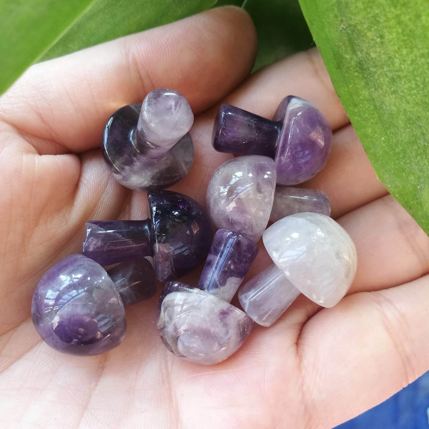 Bacatgem 7 Pcs Amethyst Mini Hand Carved Gemstone Mushrooms Crafts Chakra Decor Statue,Mushroom Crafts for Healing Chakra Reiki Balancing Home Decoration - zenfulharmony.com